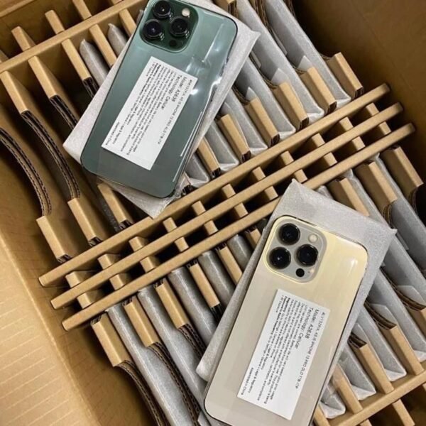 Medium Pallets (~80–100 units)