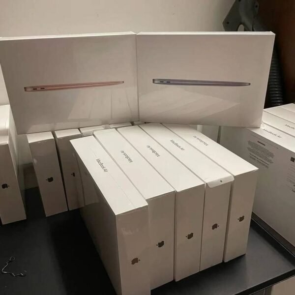 Small Pallets (~50–70 units) Macbook Air pallet